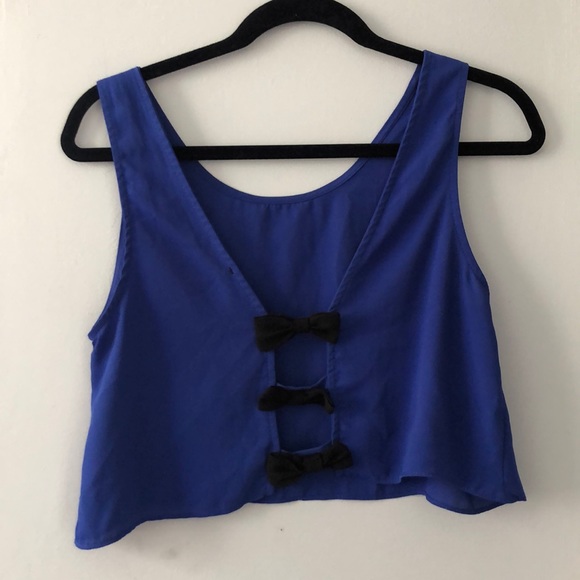 Crop top - Picture 2 of 5